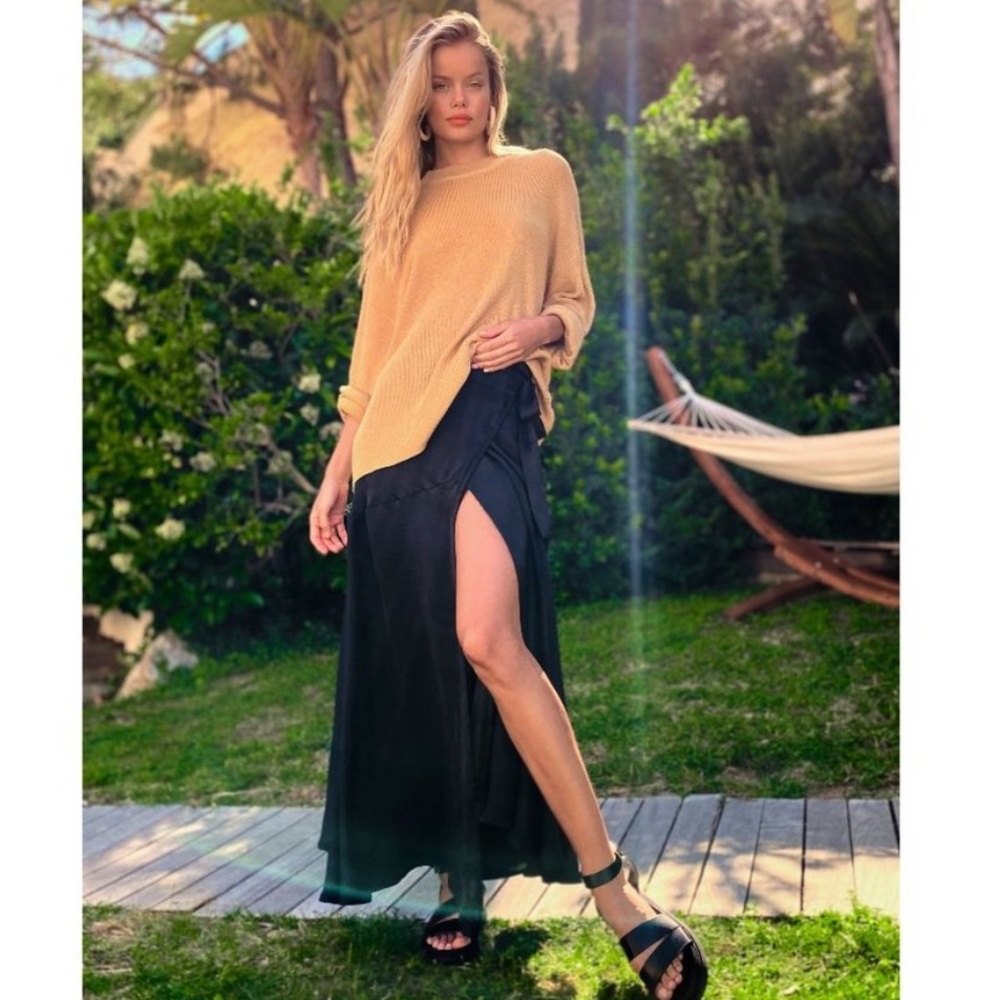 NEW FREE PEOPLE So Silky Wrap Half Slip Skirt blk